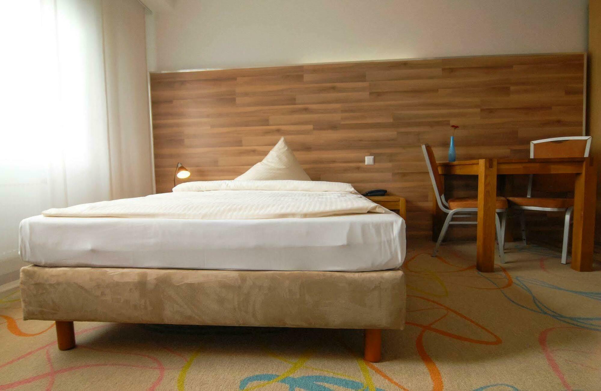 Petul Apart Hotel City Garden 에센 외부 사진
